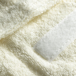 Kilpinė galvos juosta grožio procedūroms, kreminė