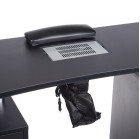 Funkcionalūs stalčiai įrankių tvarkai ir ergonomiška pagalvėlė maksimaliam kliento komfortui